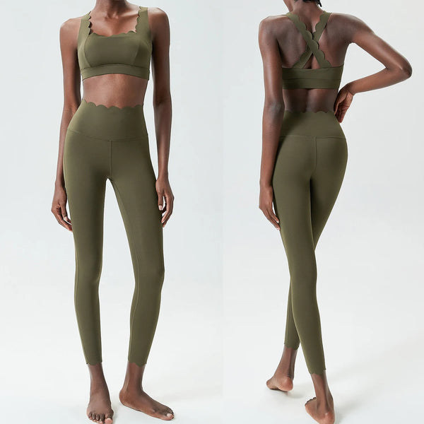 Harmony ensemble de sport deux pièces pour femmes.