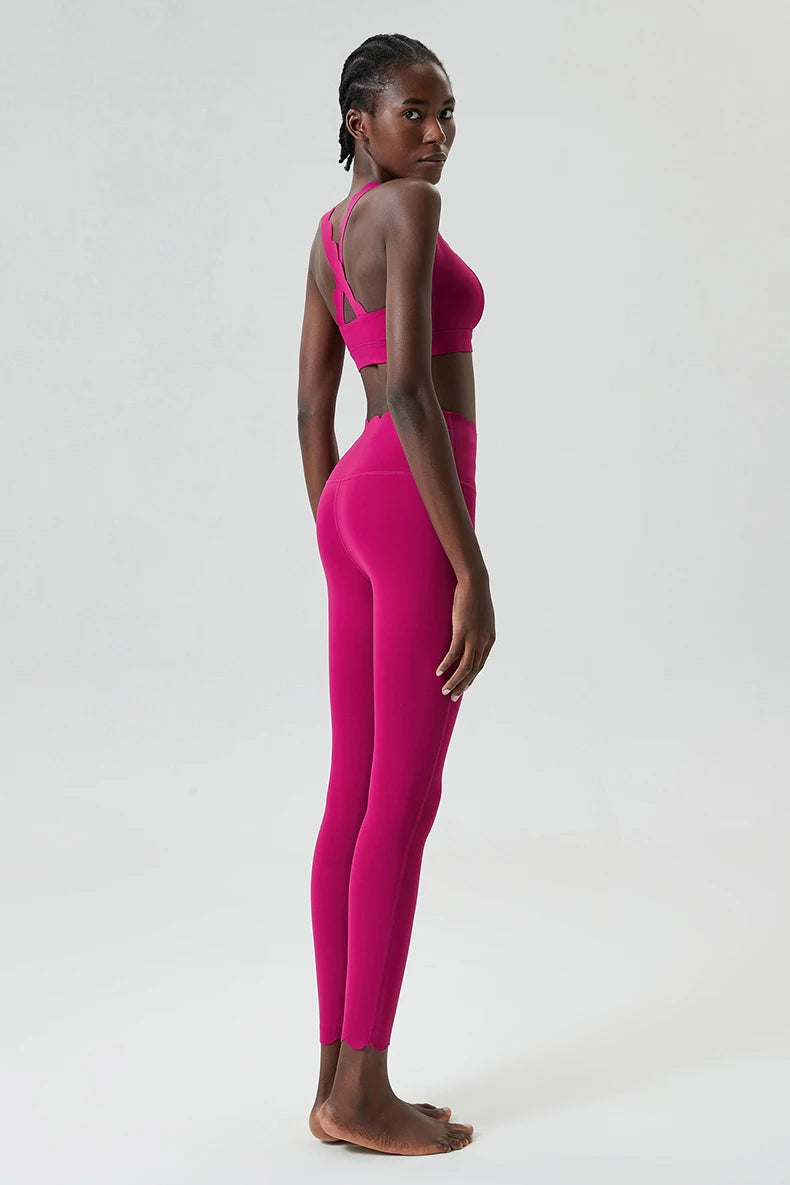 Harmony ensemble de sport deux pièces pour femmes.