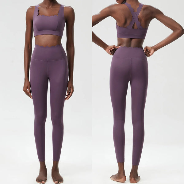Harmony ensemble de sport deux pièces pour femmes.